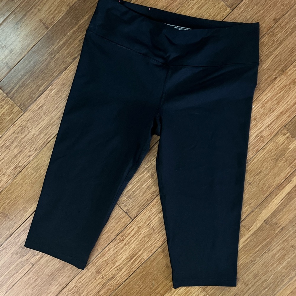 VSX Sport Crop Workout Pant